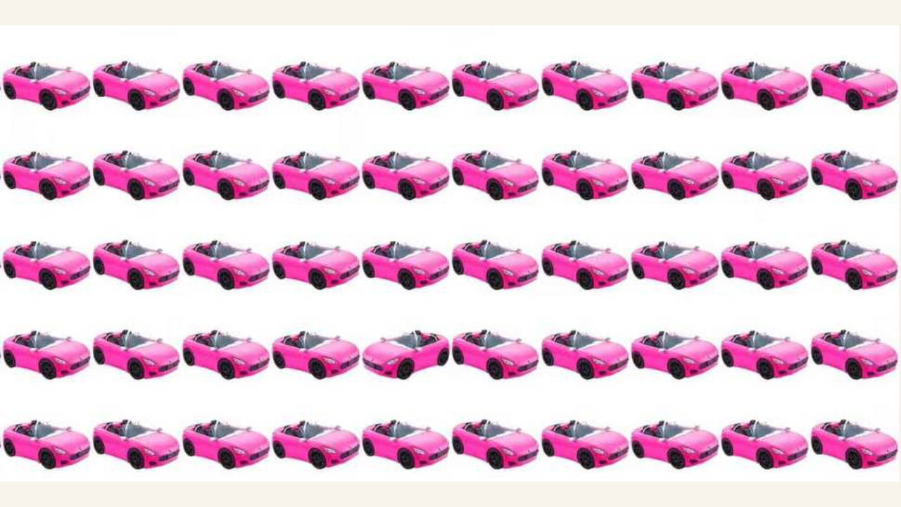 Optical Illusion: Only a genius can spot the different car in 4 seconds