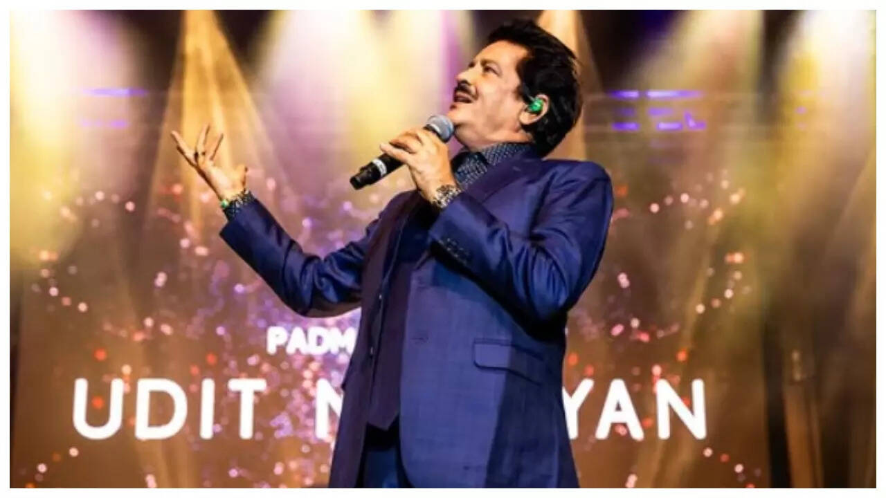 Udit Narayan brushes off kissing video controversy