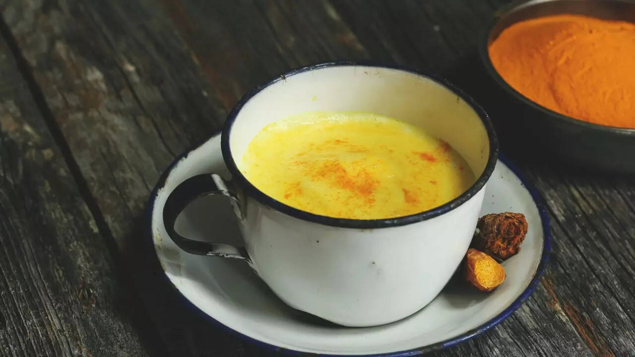turmeric latte