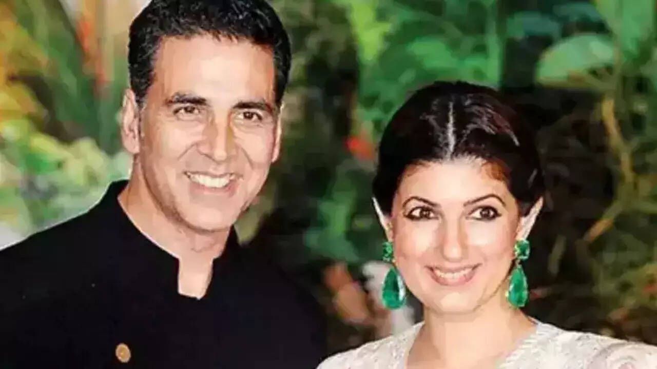 Akshay-Twinkle sell Worli apartment at Rs 80 crore