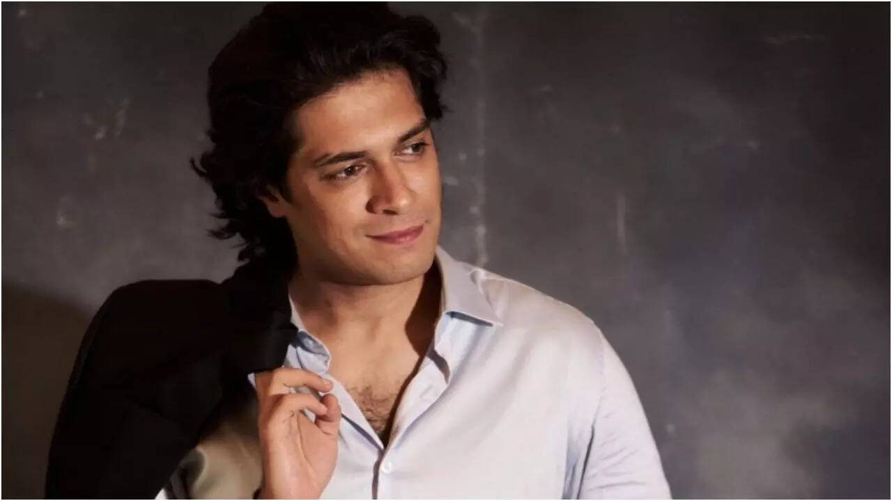 Junaid reacts to trolling for his dance