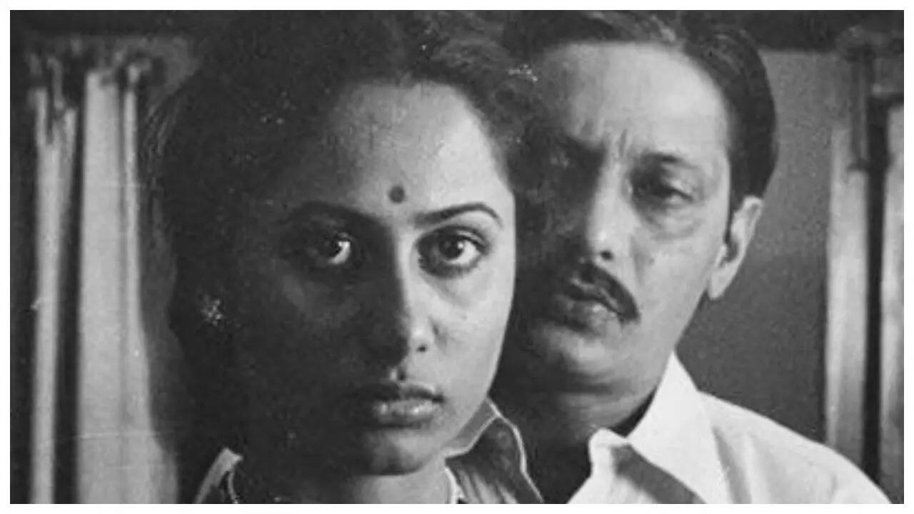 Amol palekar recalls slapping Smita Pati without consent
