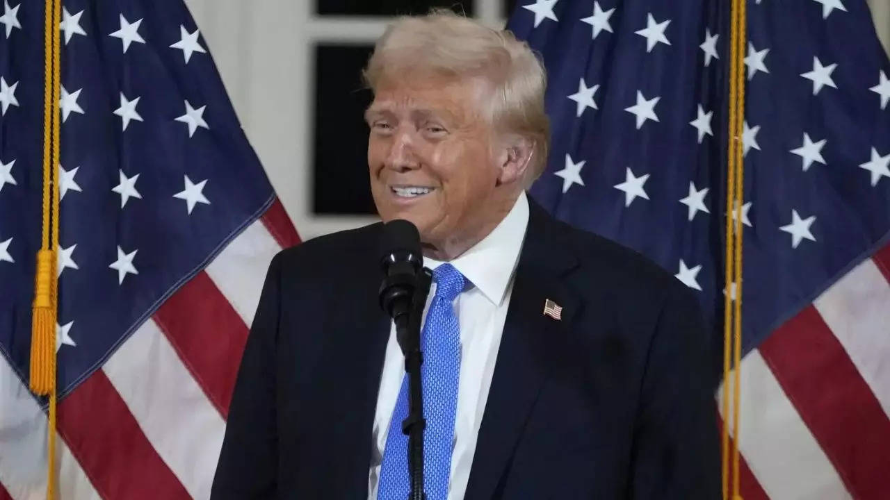 Watch: Donald Trump mocks reporter, says he thought his outlet had ‘died’