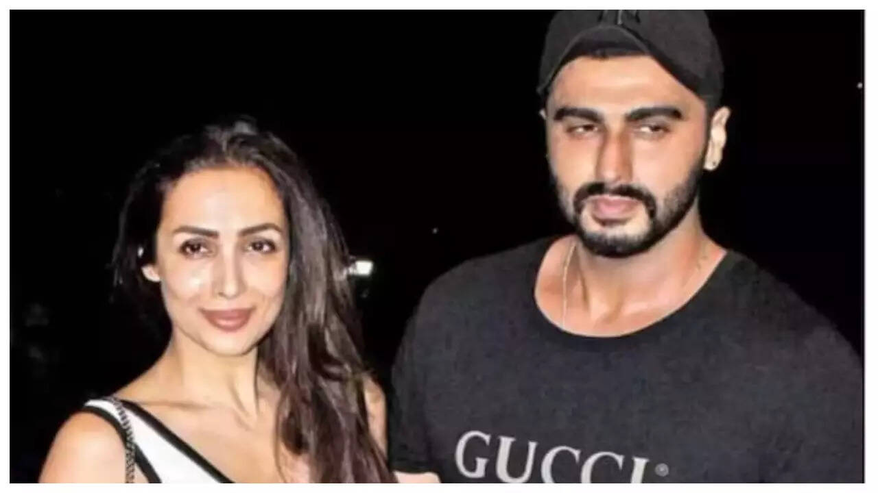 Arjun REACTS to man screaming Malaika's name at event