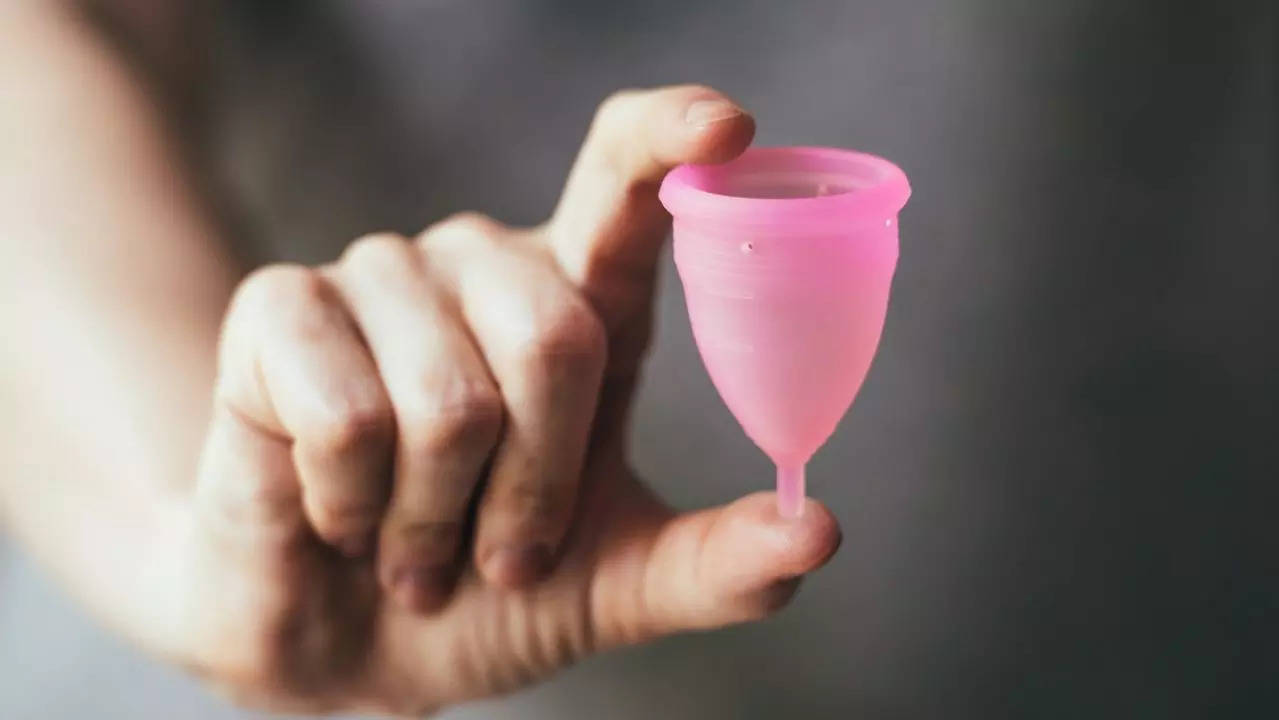 Woman in her 30s develops kidney infection from ill-fitting menstrual cup; how to prevent it