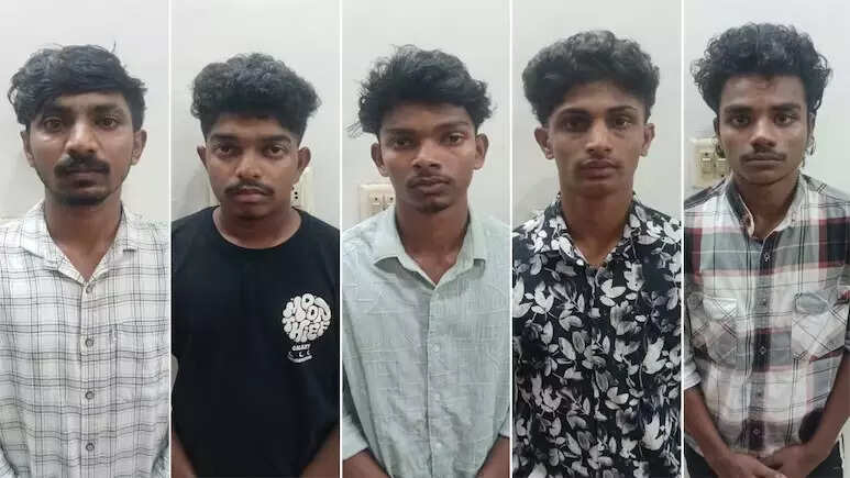 Used geometry divider after tying them to cots: Details from Kerala college horror