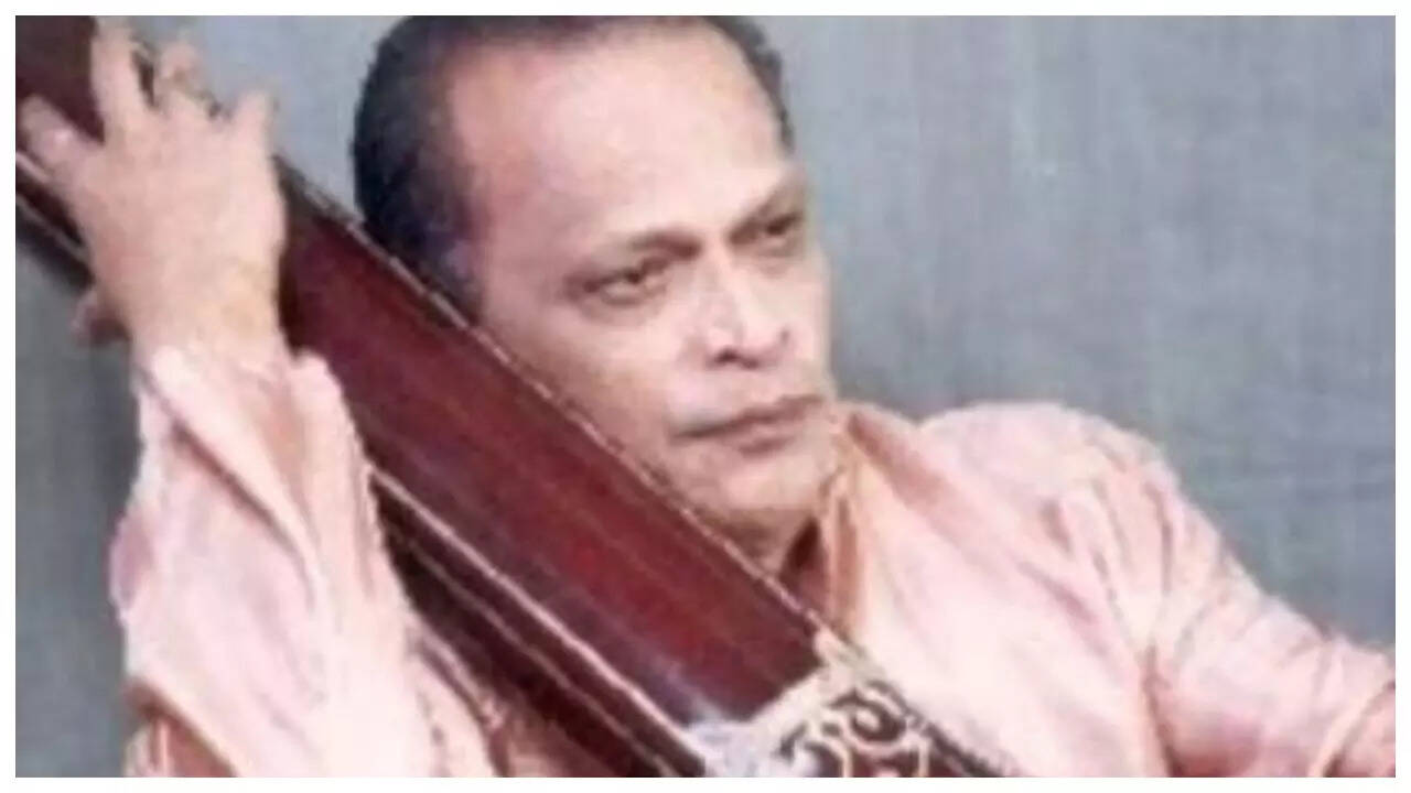 Vocalist Prabhakar Karekar passes away at 80