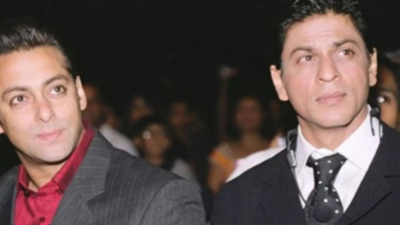 Nikkhil doesn't want to direct Salman- SRK for THIS reason