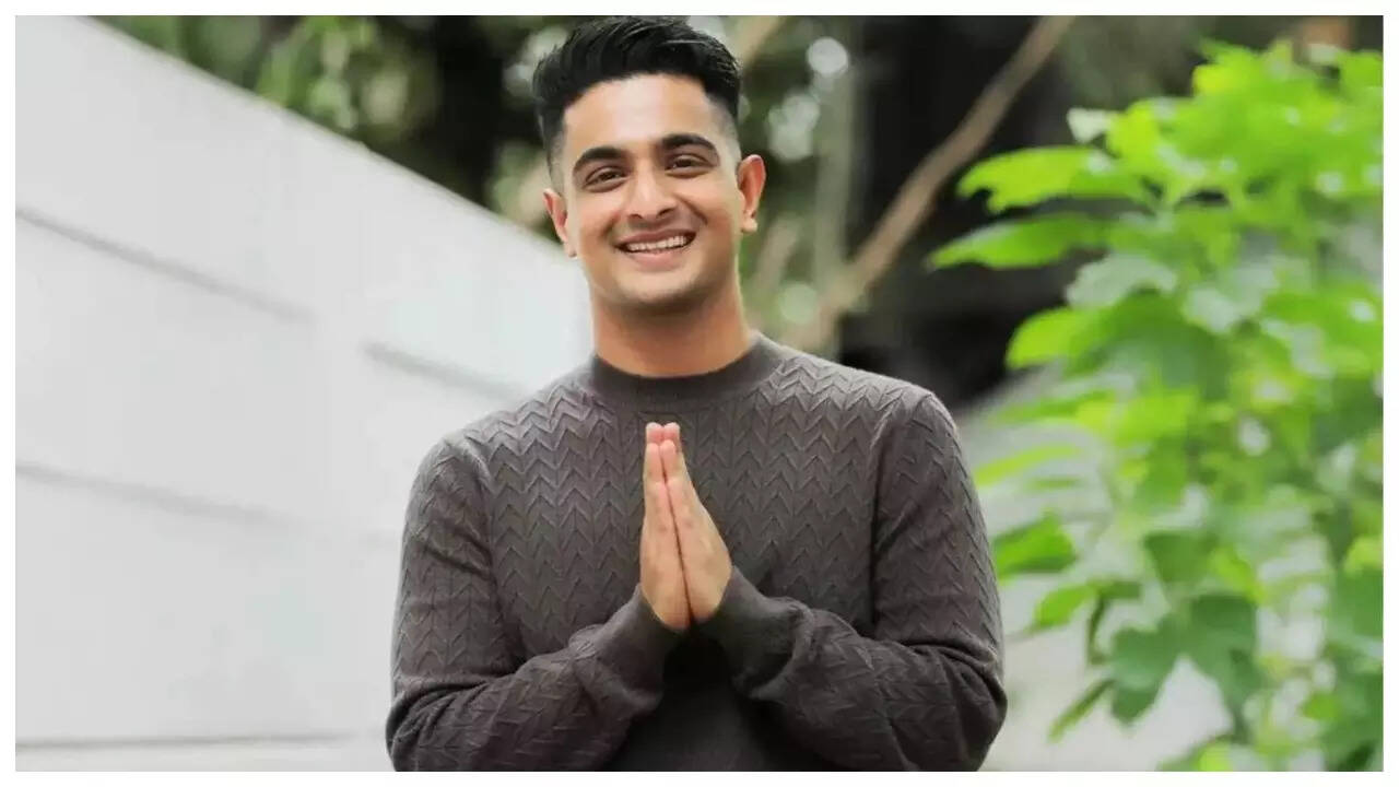 SC denies urgent hearing to Ranveer - Details Inside