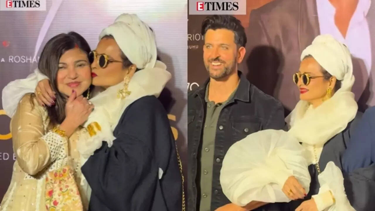 Rekha makes Hrithik Roshan blush, kisses Alka Yagnik