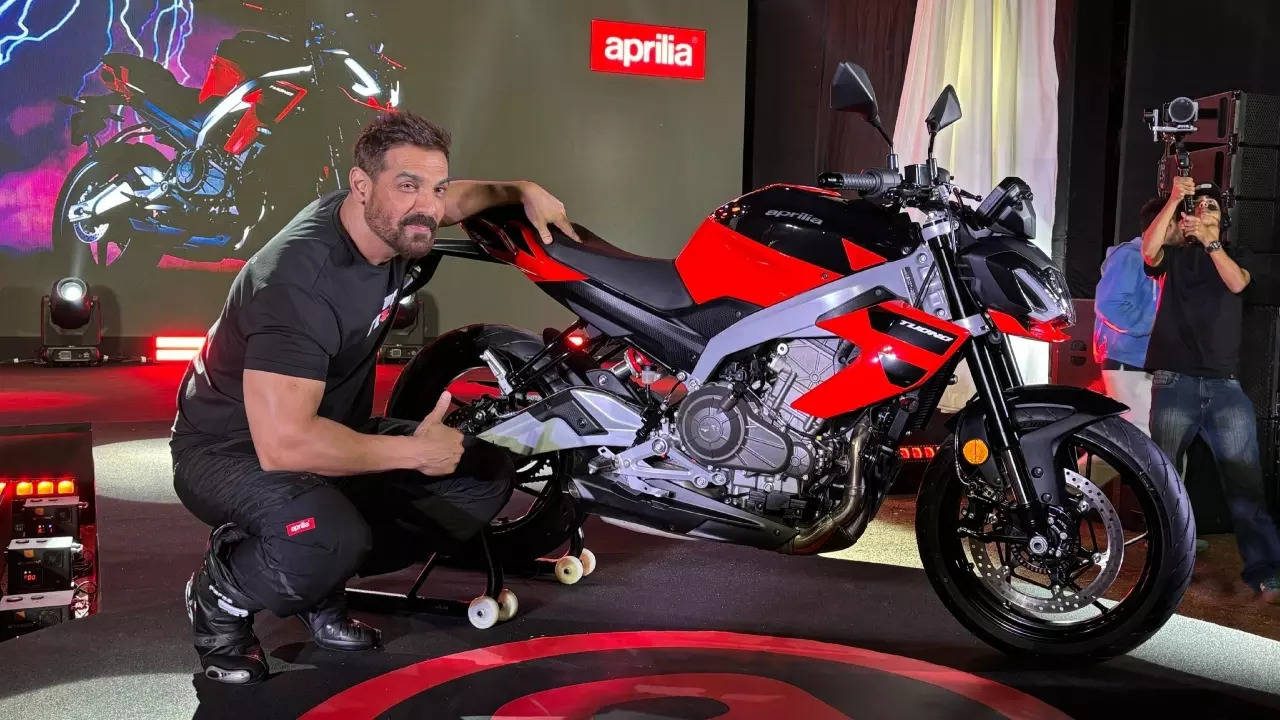 Aprilia Tuono 457 launched at Rs 3.95 lakh: Engine, features, bookings & more