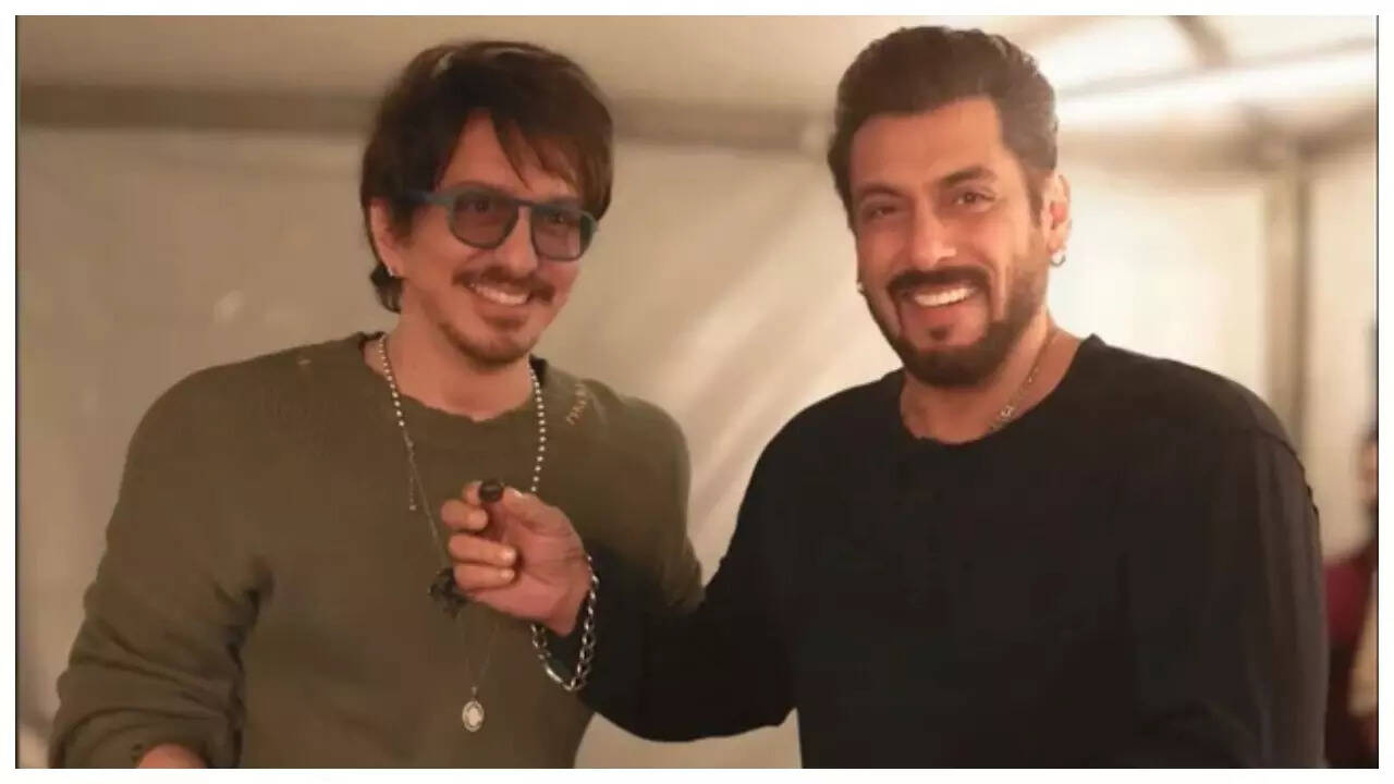 Fans REACT to Salman-Sajid's pic: 'Looks AI-generated'