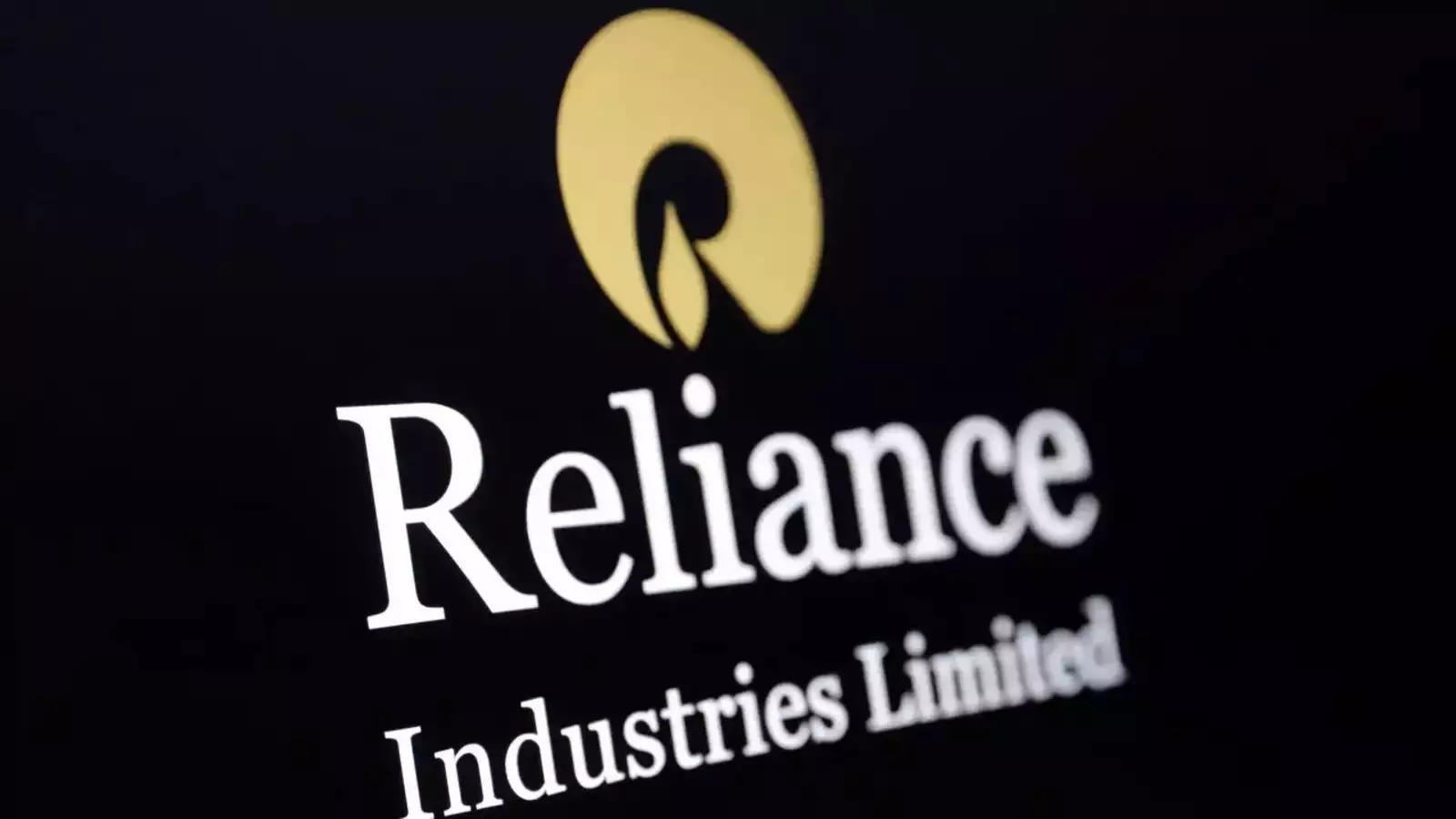 The Headlines – Reliance takes Campa global with UAE launch