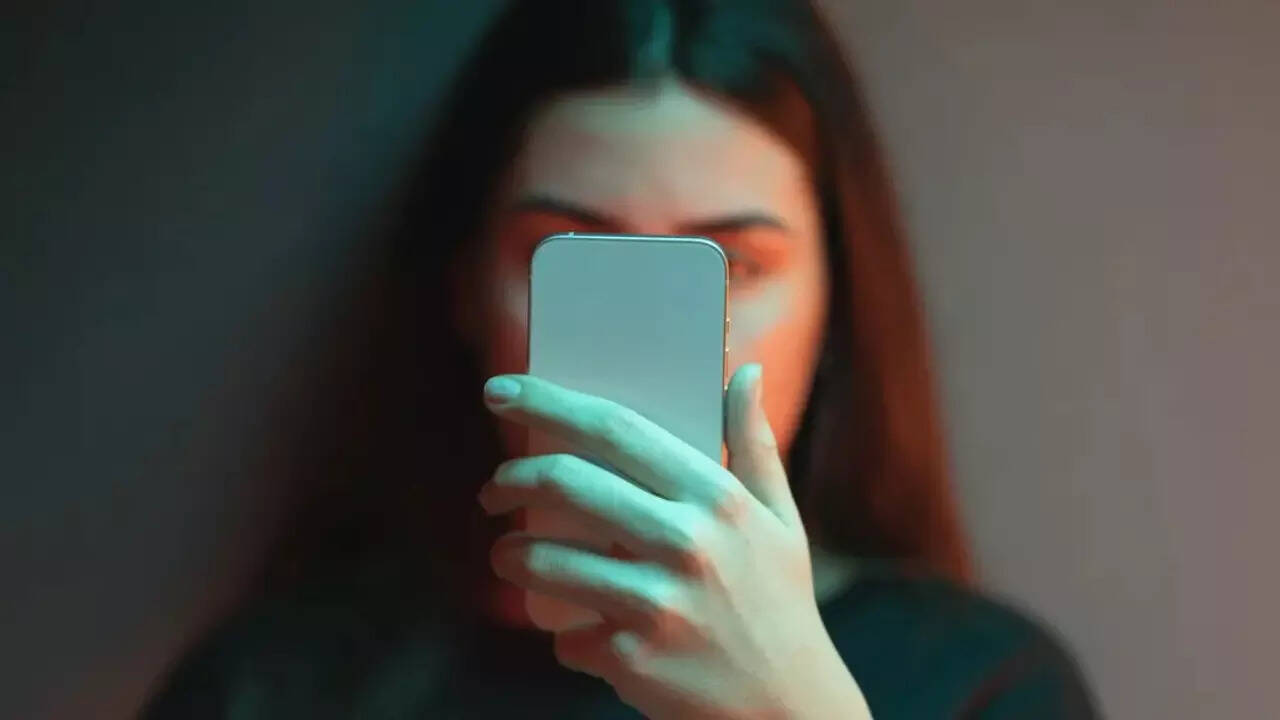Phone anxiety (4)