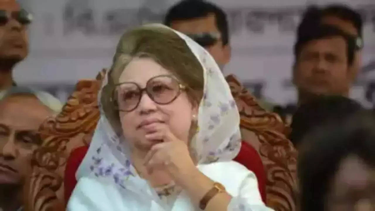 Clean slate for Khaleda as she is acquitted in her last graft case