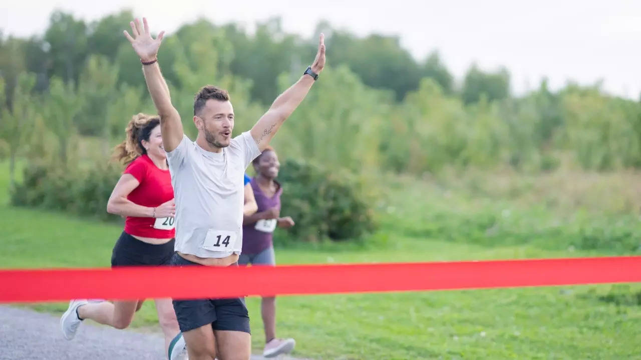 ​Marathon runner wakes up bruised, learns he has terminal brain cancer