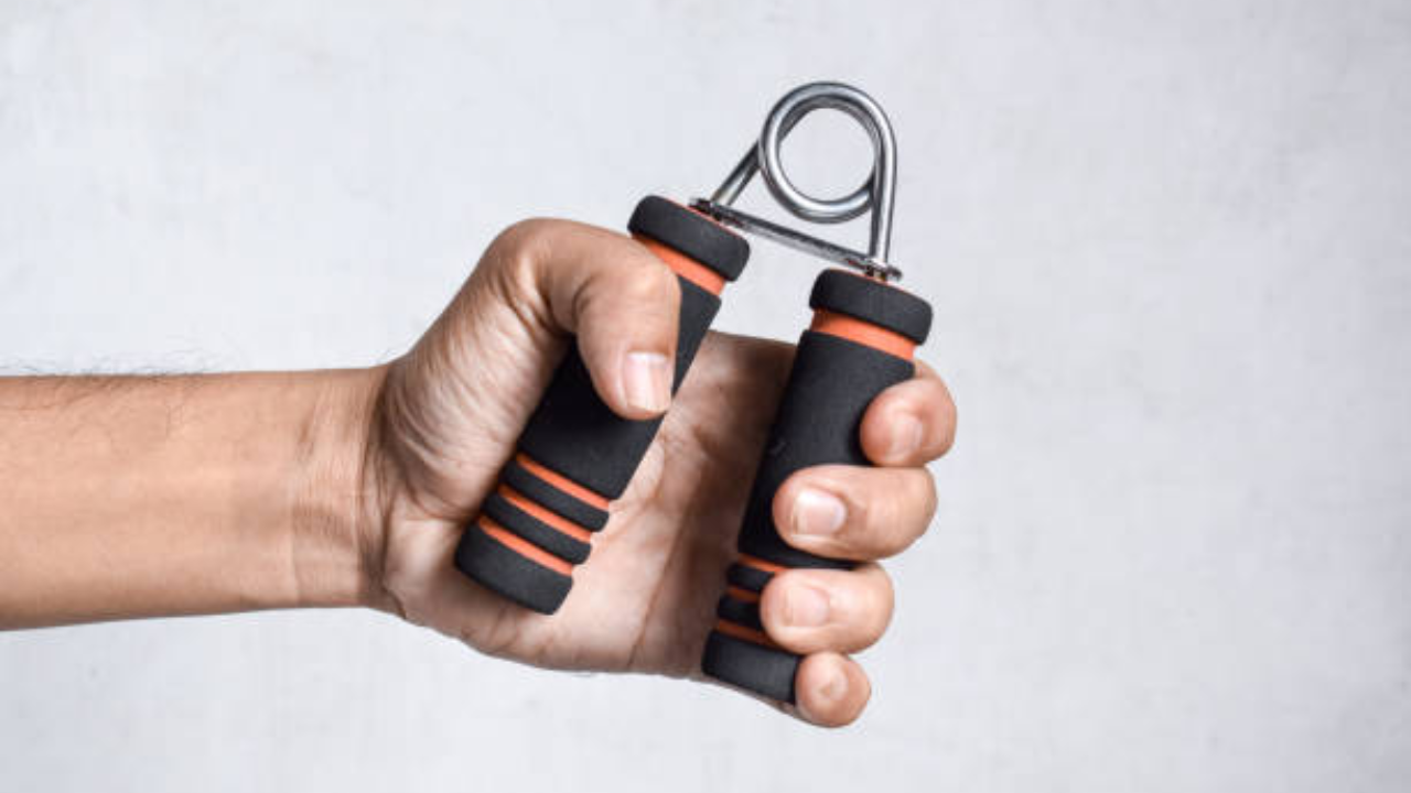 Study says those with a stronger grip live longer