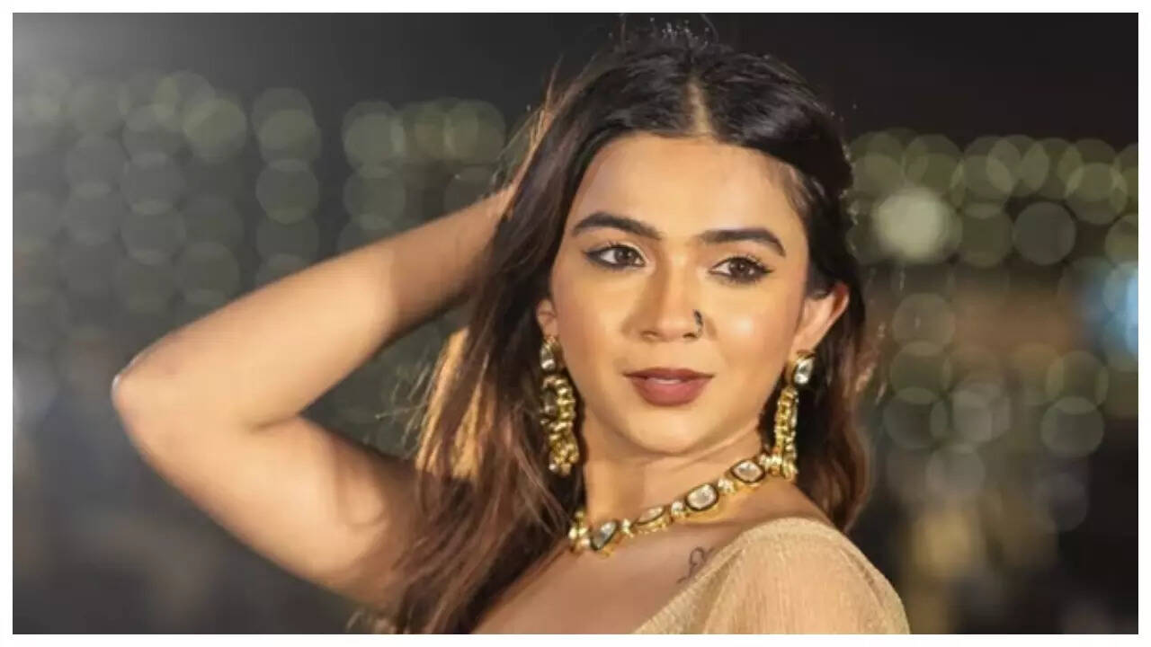 Maharashtra cyber cell questions Apoorva Mukhija