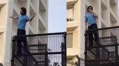 SRK's family moves out of Mannat! Rents flat for Rs.24 lakh