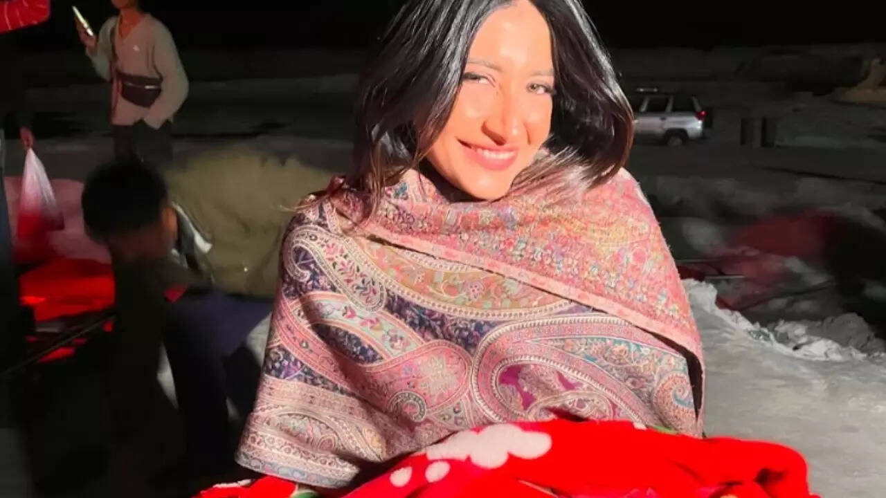 Dhanashree seeks solace in Lord Shiva amid divorce