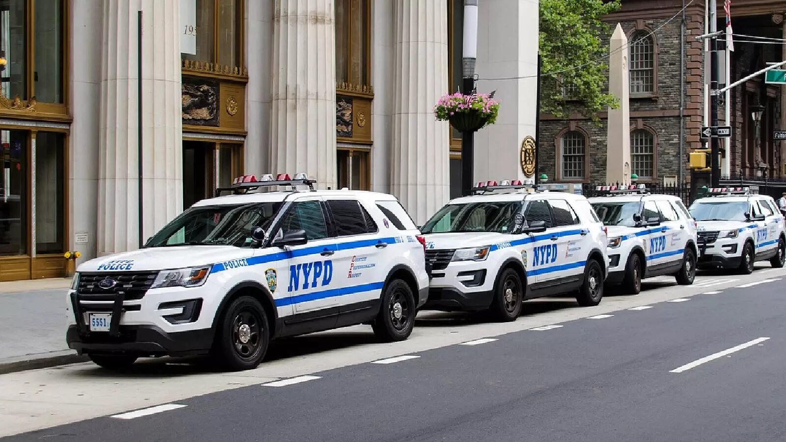 New York Police Department lowers education standards to solve 'hiring crises'