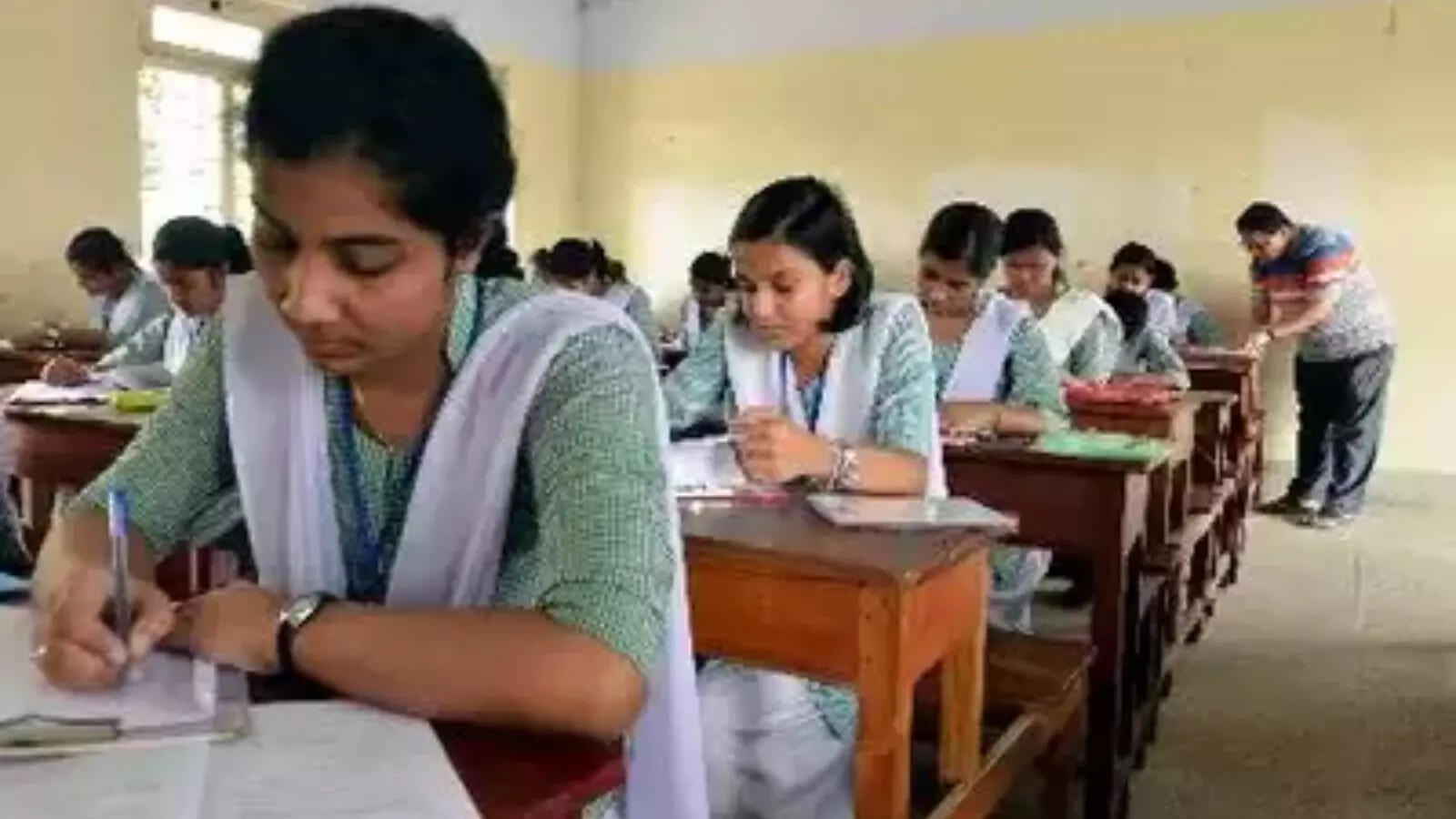Tamil Nadu class 12 Board exam begins tomorrow: Check important exam day guidelines, date sheet for TNDGE HSE +2
