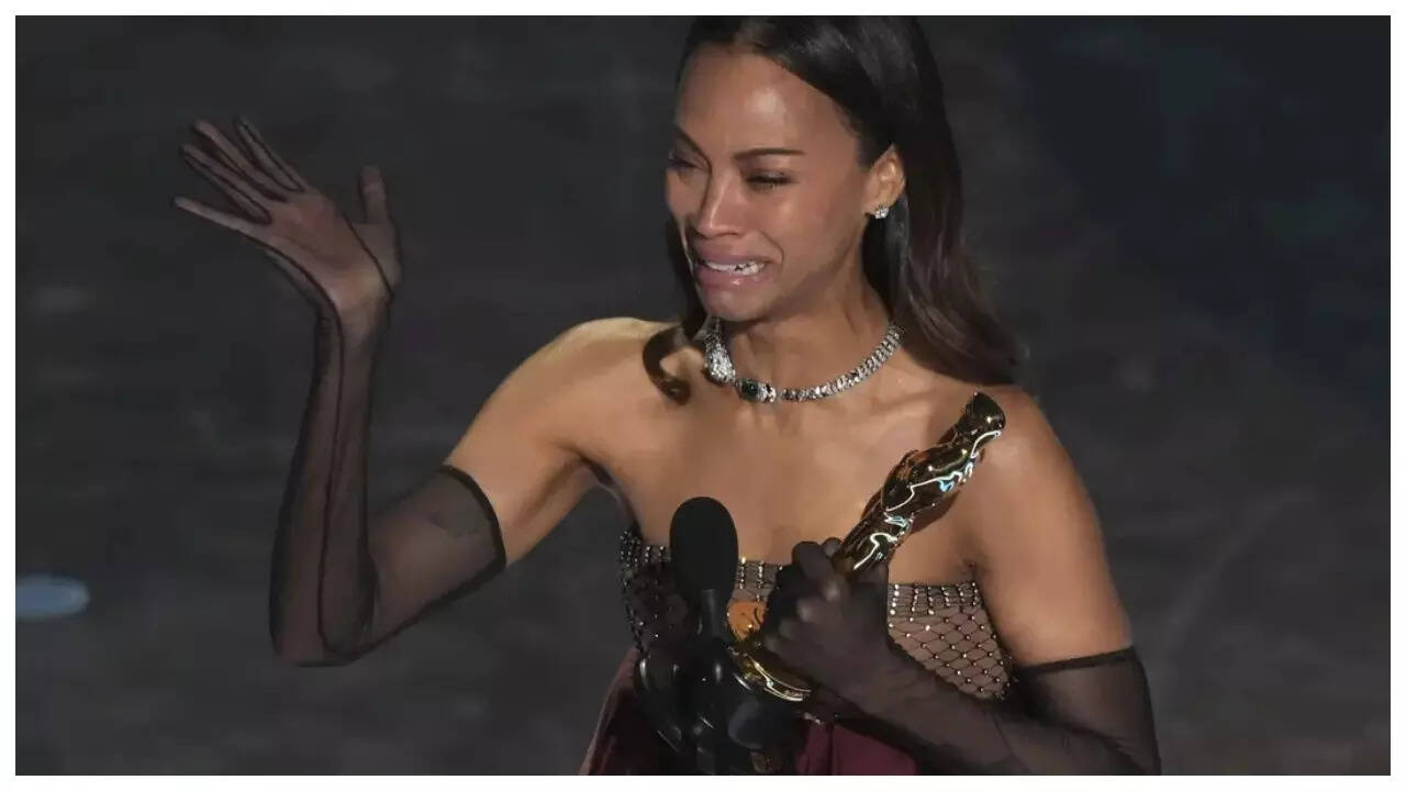 Zoe Saldana is the FIRST actor of Dominican heritage to win an Oscar