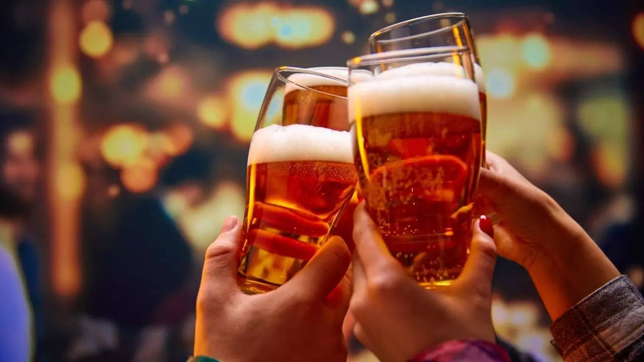 Drinking two beers daily ages the brain by 10 years; study reveals surprising findings