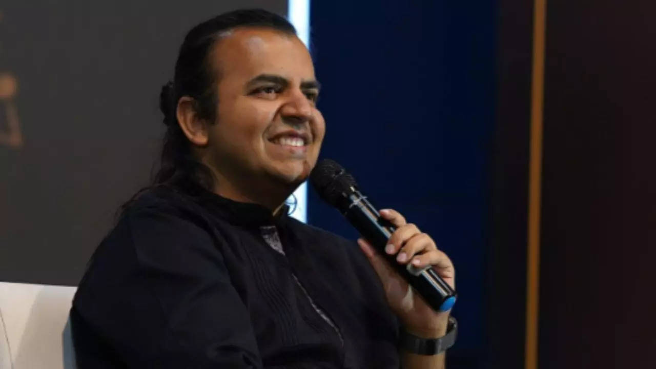 What is Ola CEO Bhavish Aggarwal's net worth