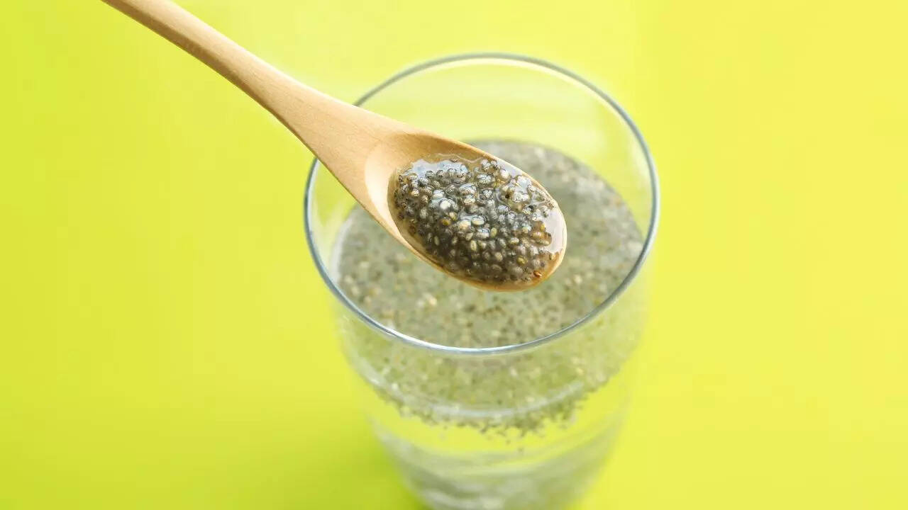 Aloe Vera Chia Seeds water