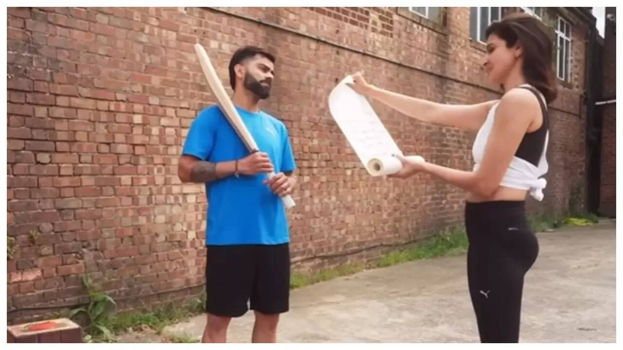 Anushka-Virat play fun cricket match in viral video