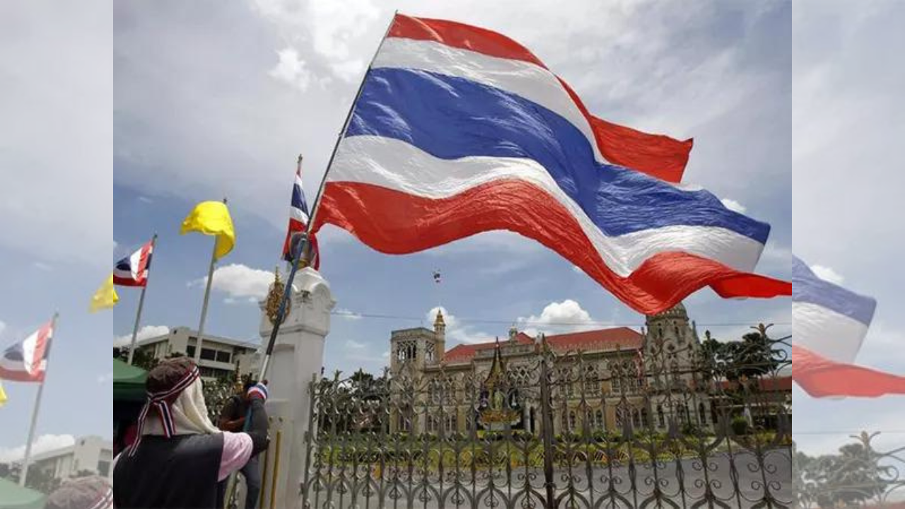 Thailand: Students now free to choose their hairstyles, as court annuls regulation