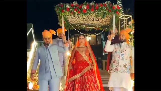 Inside Pant's sister's wedding: Dhoni, Raina & cricketer crew steal the show