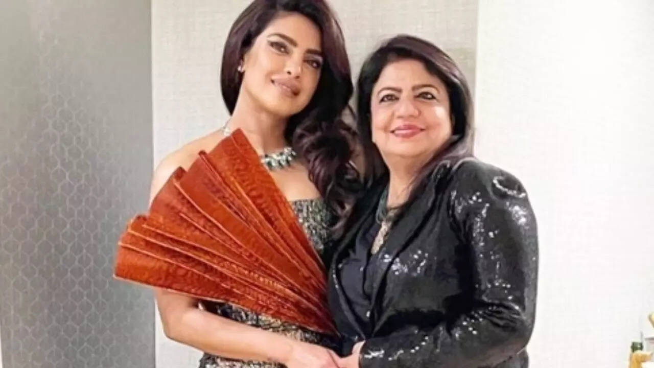 Priyanka is very secure says mother Madhu Chopra