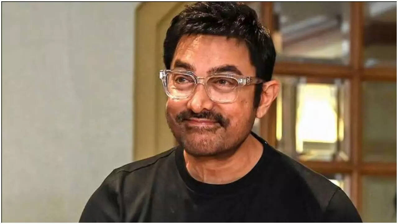 DYK Aamir has been dating Gauri Spratt for 18 months?