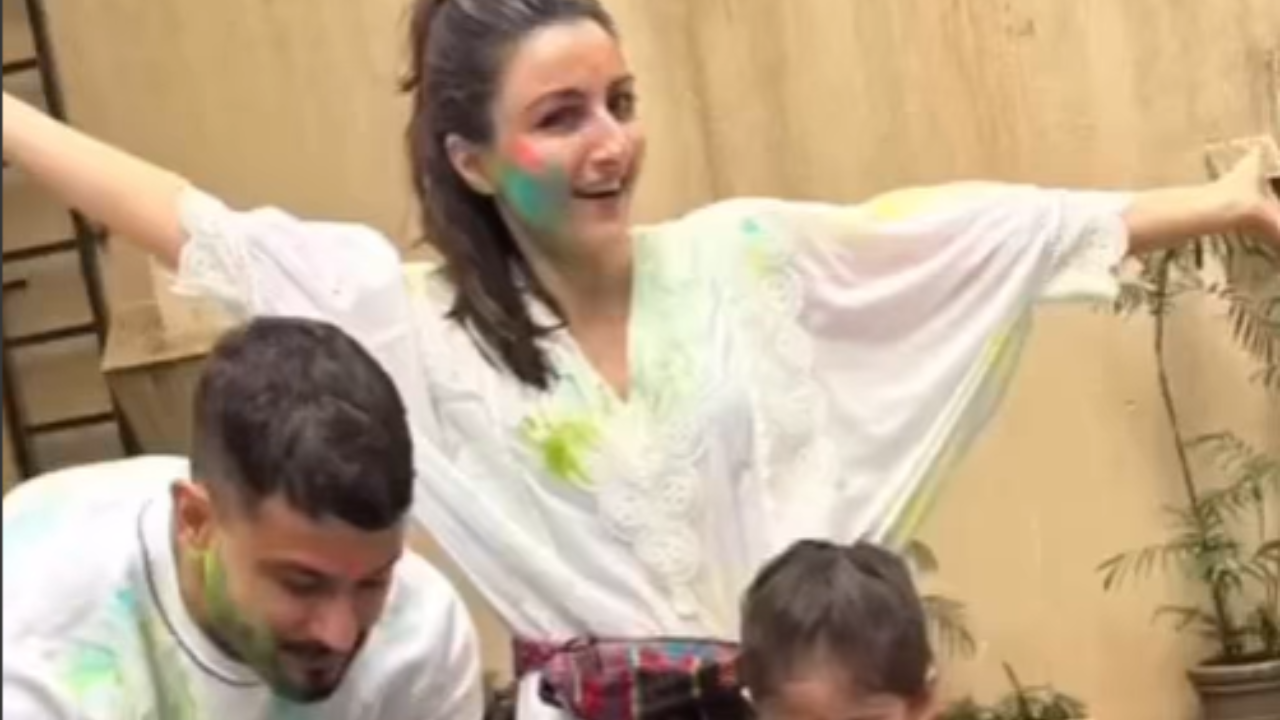 Kunal Kemmu and Soha Ali Khan’s Holi throwback