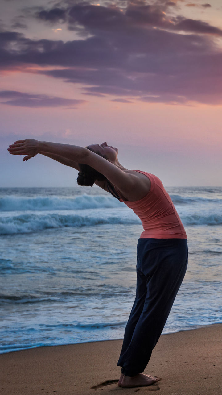 10 reasons to start the day with 5 rounds of Surya namaskar