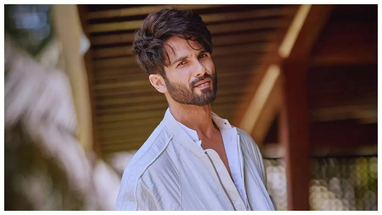 Shahid reveals a tough cooking battle between dad and wife
