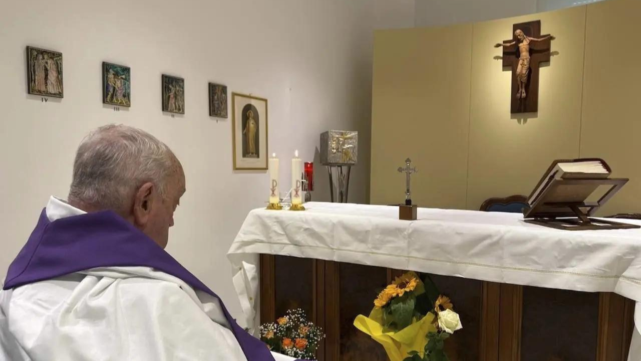 Vatican releases first photo of Pope Francis co-celebrating Mass in hospital chapel