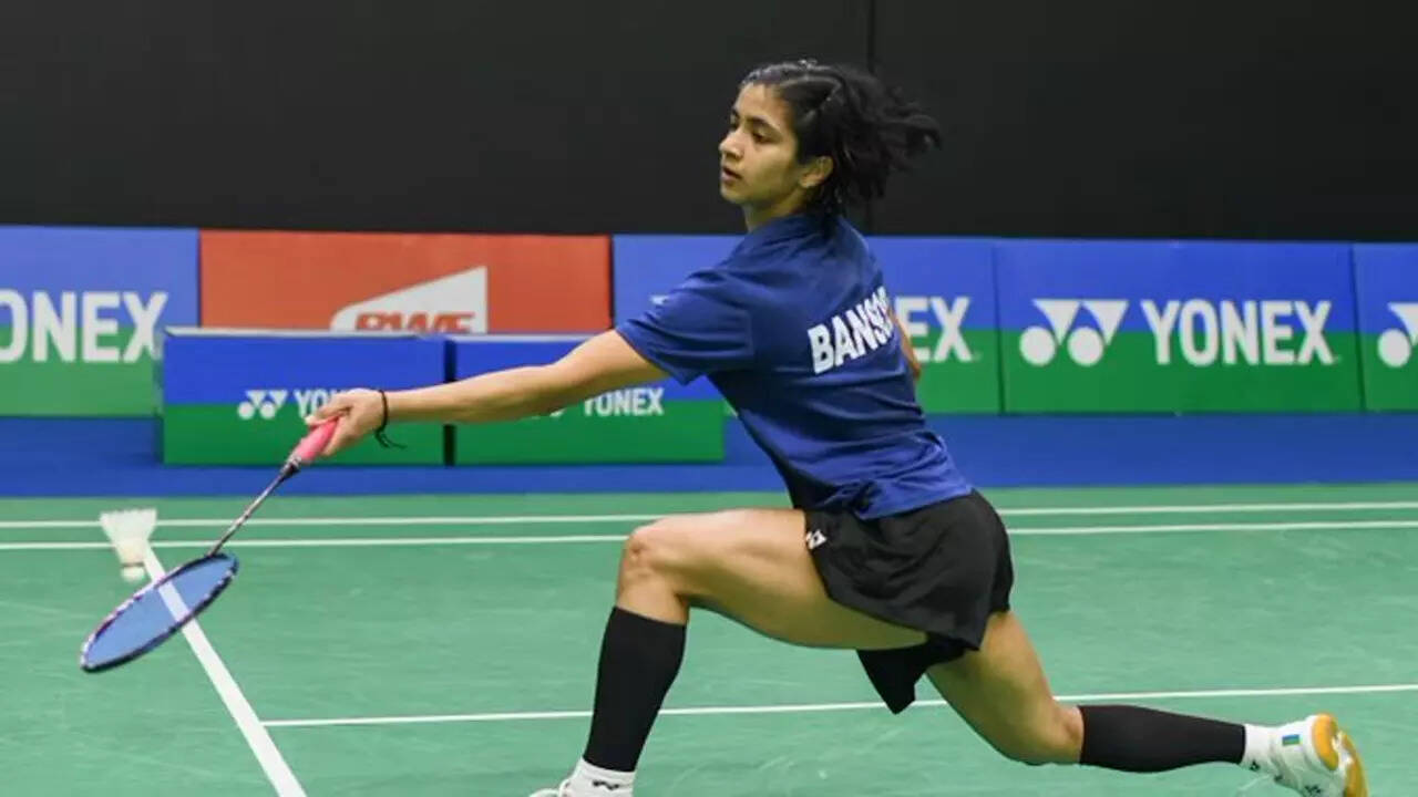 Malvika joins Saina, Sindhu as 3rd Indian woman to break into world top-25