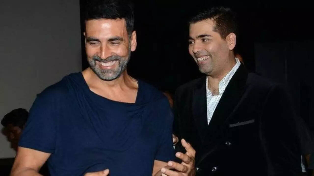 Akshay speaks in Punjabi when negotiating with Karan