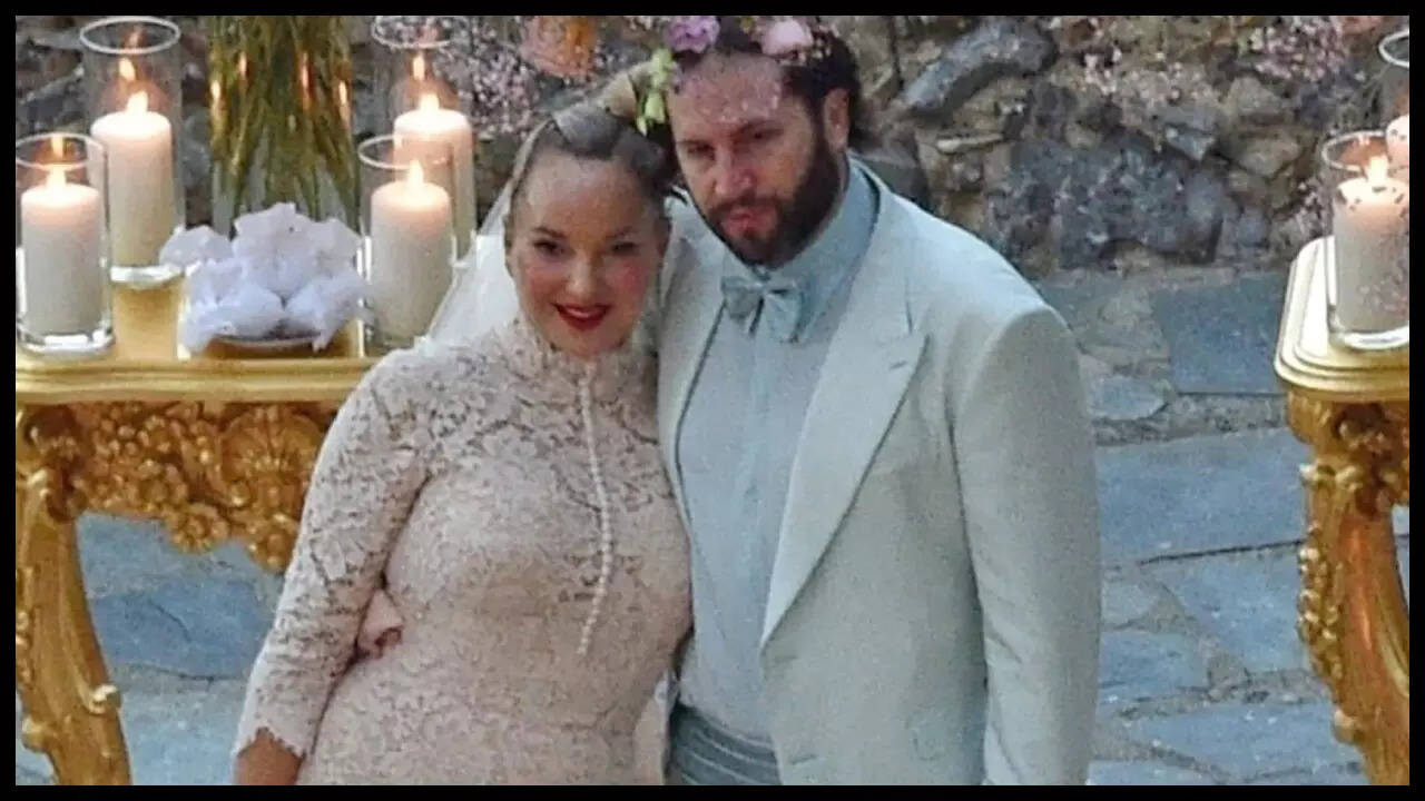 Sia files for divorce; asks for their child’s custody