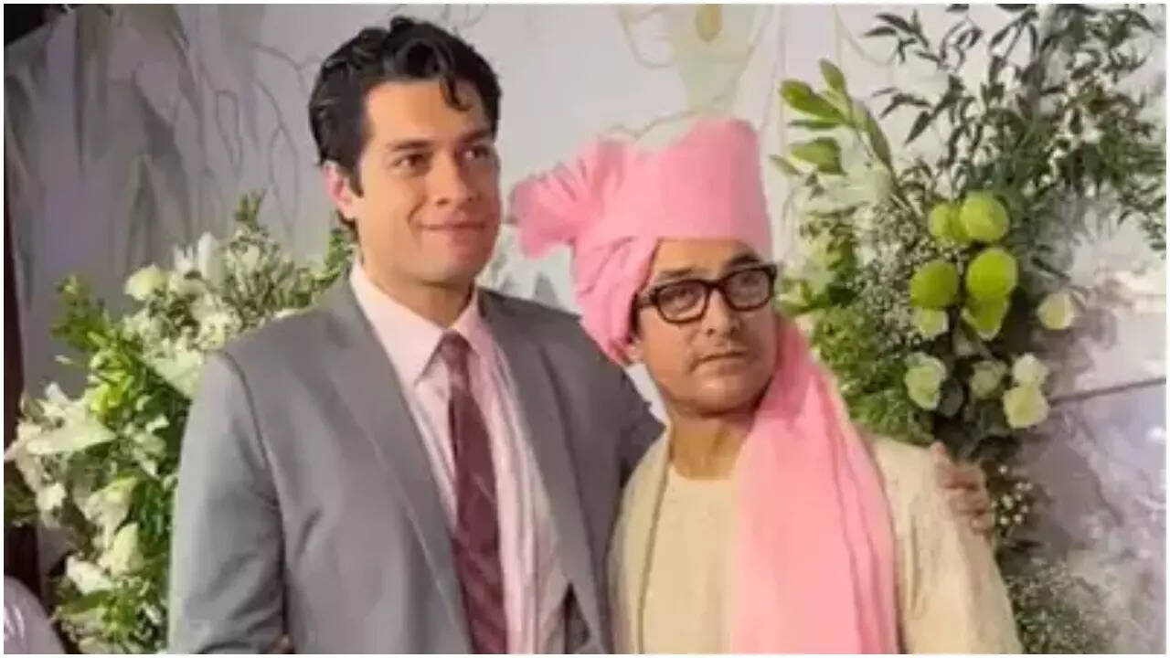 Aamir Khan reacts to Junaid Khan's film Loveyapa's failure