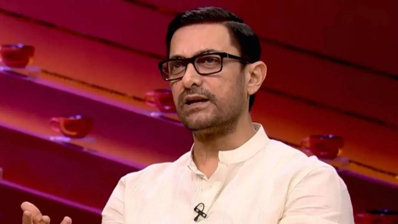 Aamir says he won't do a guaranteed Rs 10,000 crore film