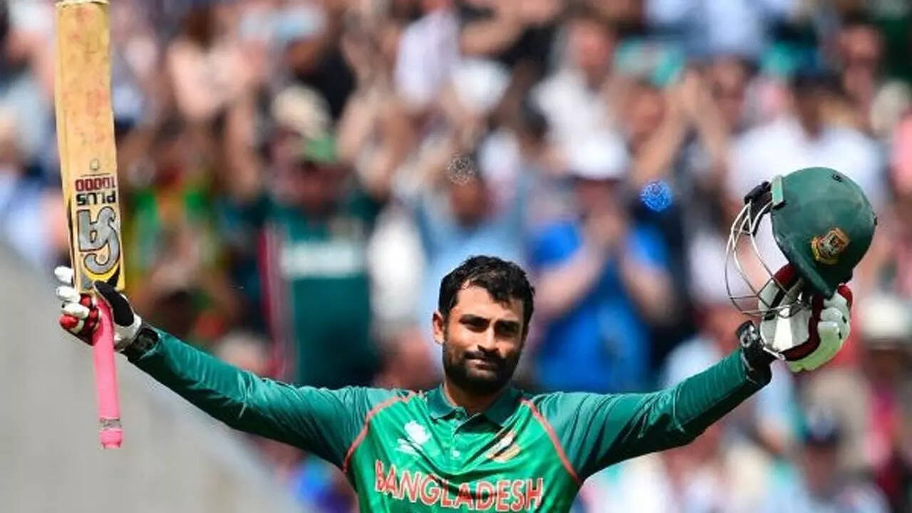 Tamim Iqbal hospitalised after heart attack during match