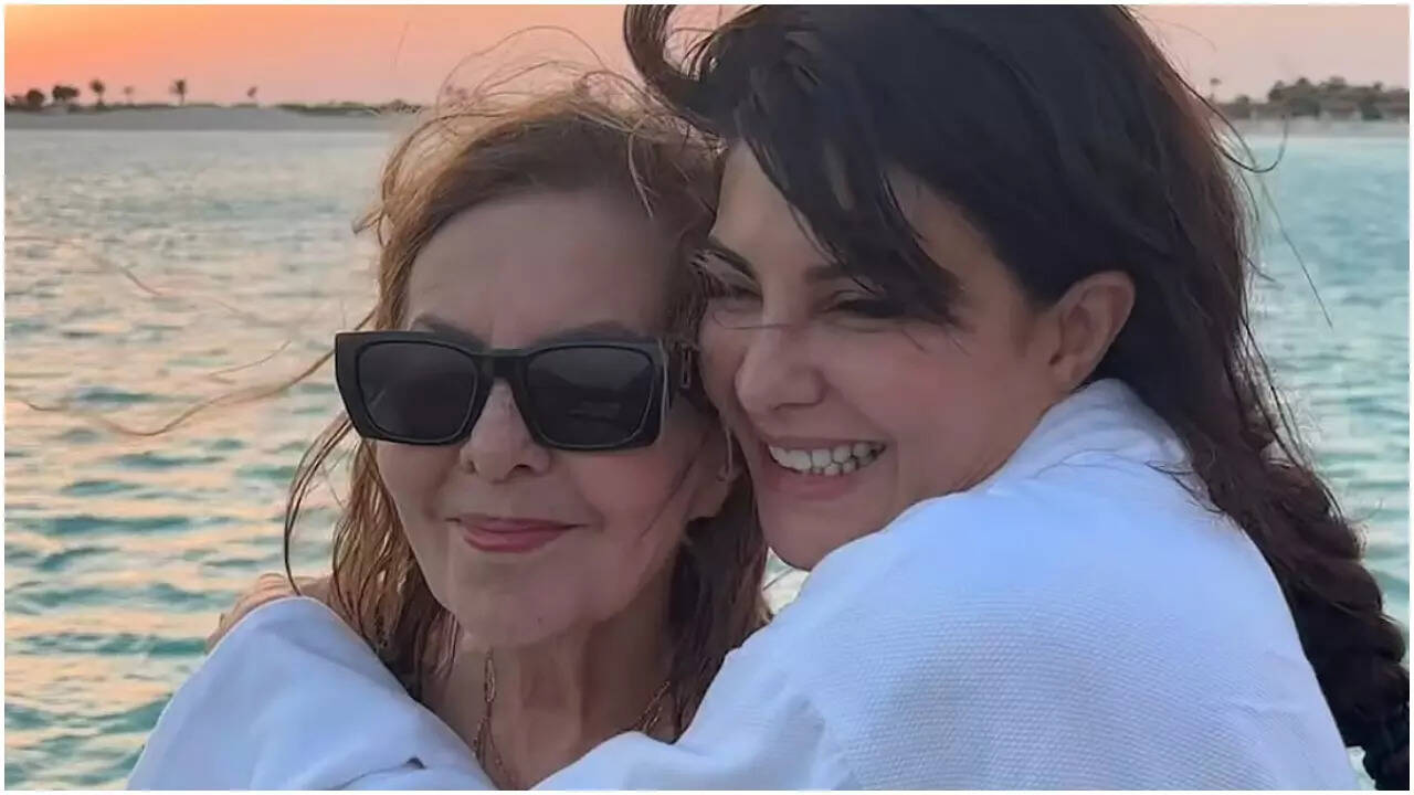 Jacqueline rushes home as her mother gets hospitalised