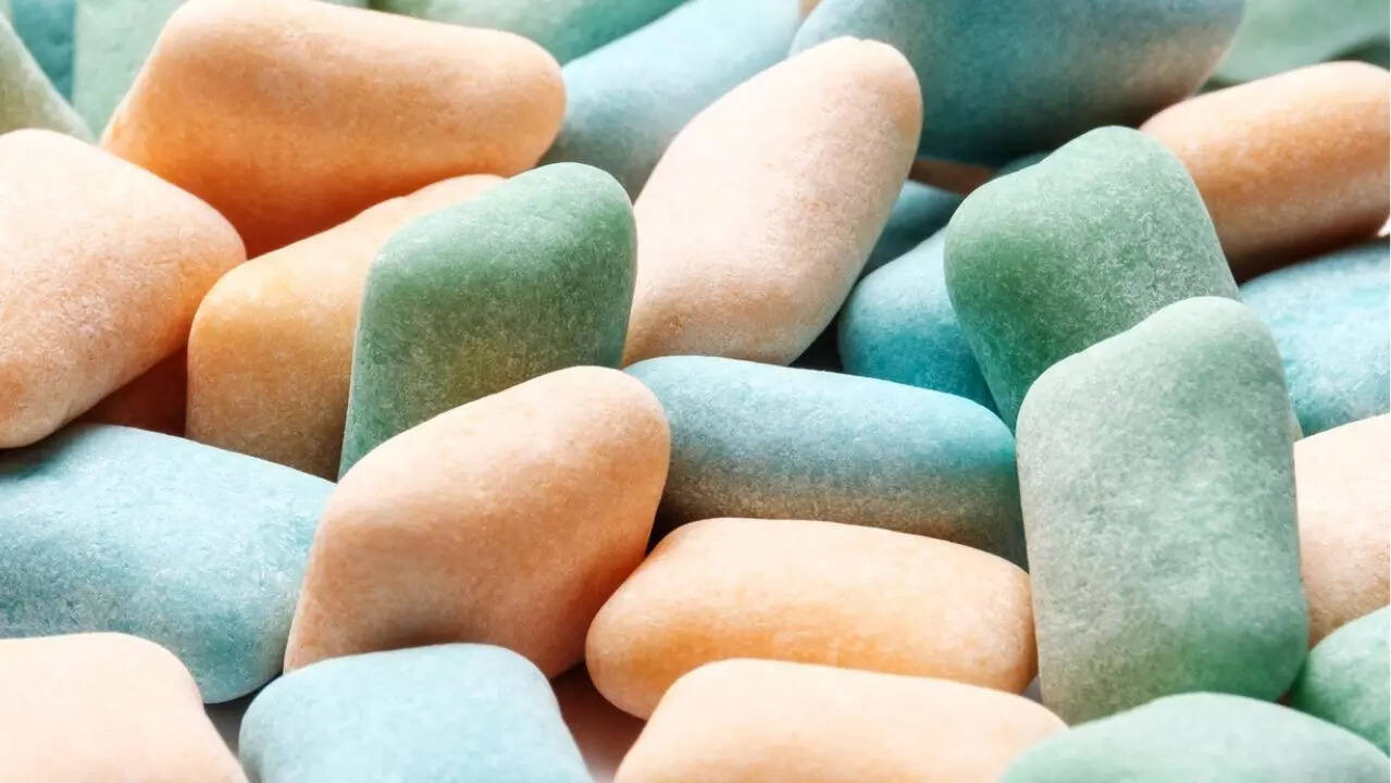 chewing gum 2