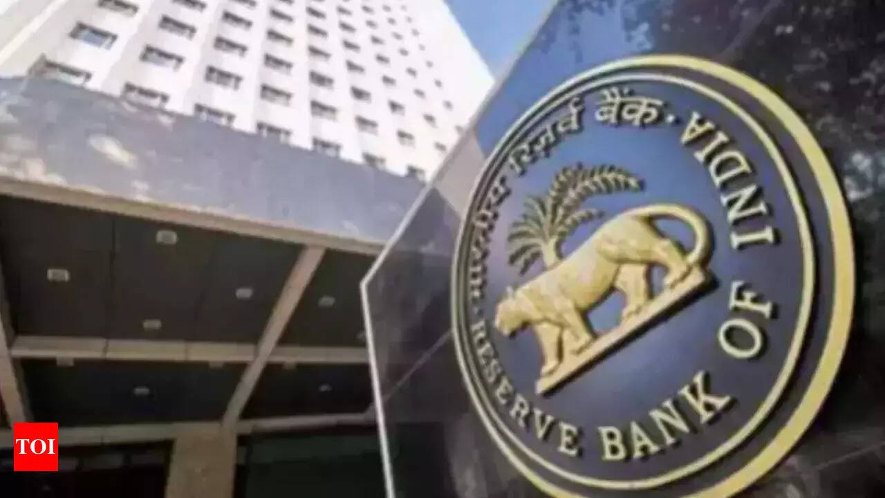 RBI fines HDFC & Punjab & Sind Bank