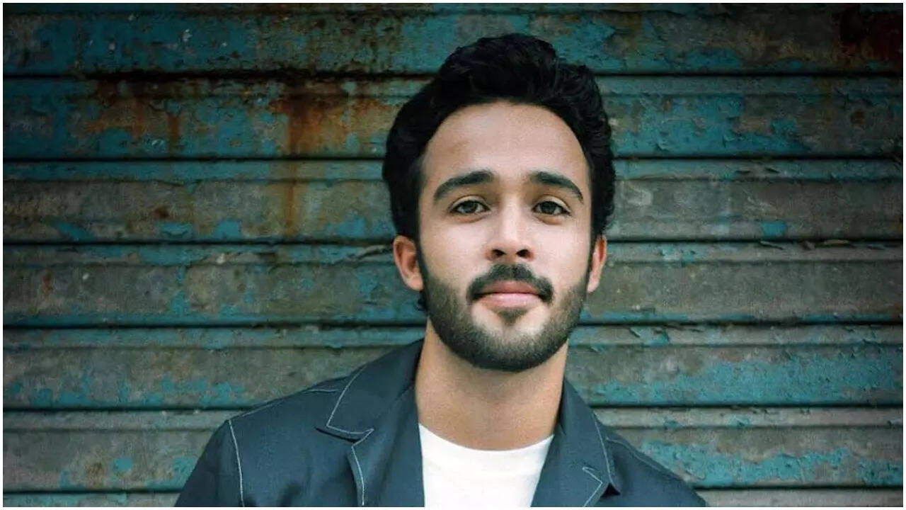 Zahan picks Ranbir's 'Rockstar' over Kareena's 'Jab We Met'