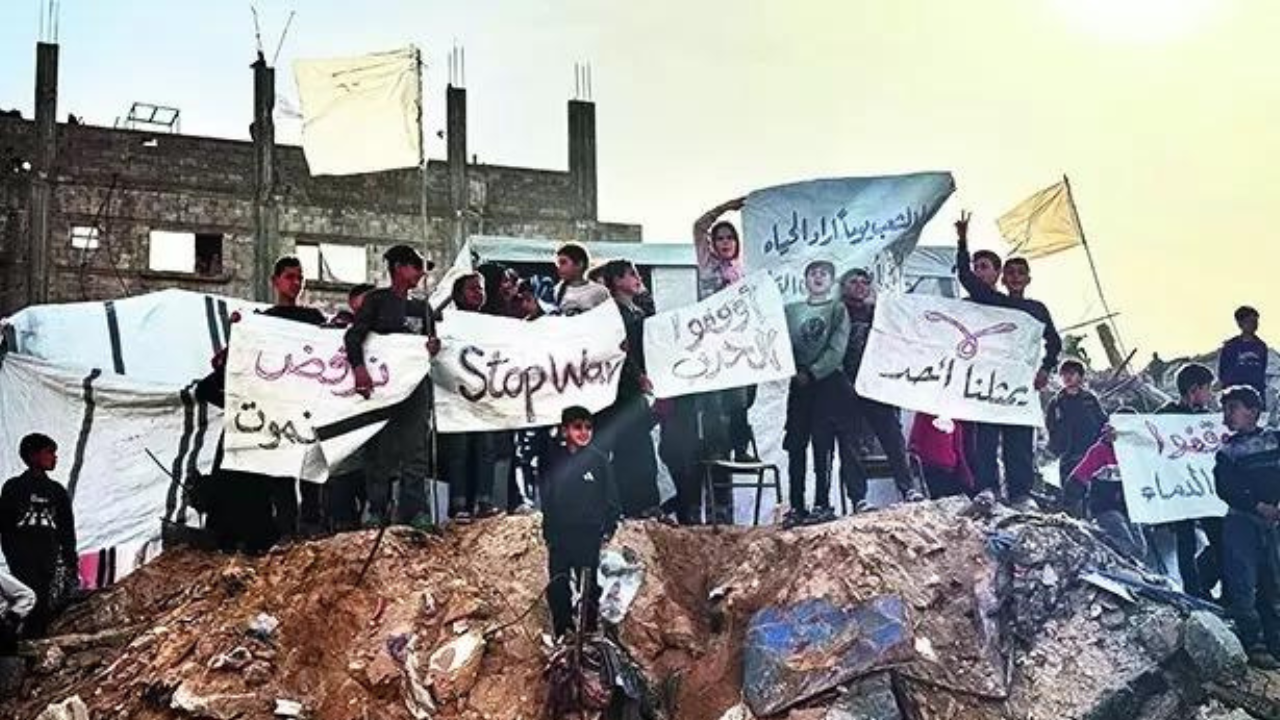 Palestinians protest Hamas in a rare public show of dissent in Gaza
